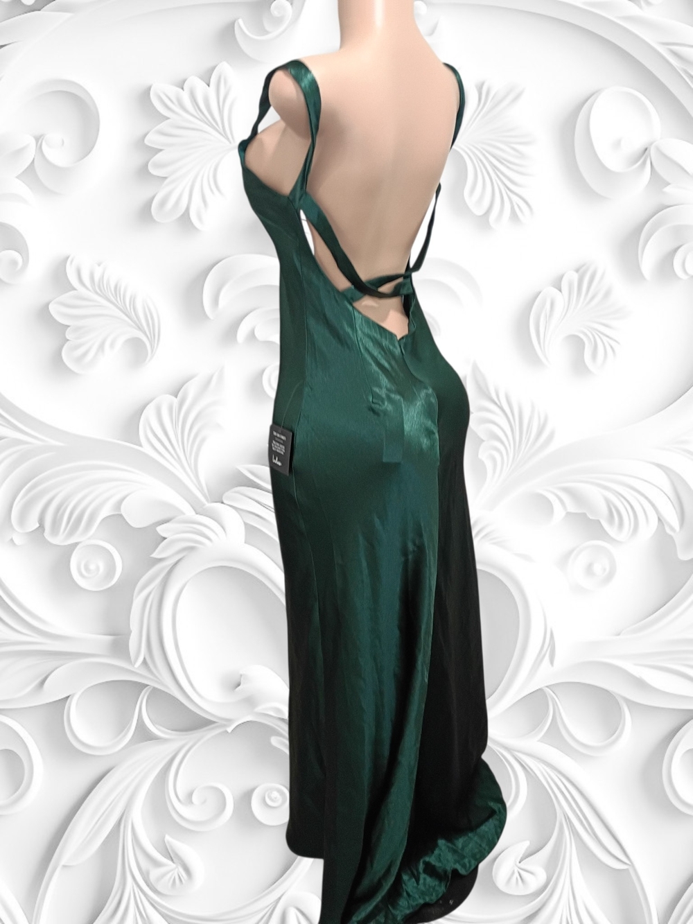 Lulus Gown - Picture 3 of 8